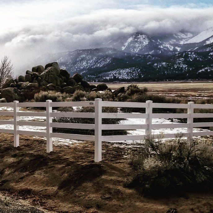 vinyl fence installation near me 